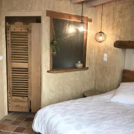 Chambre Les Marguerites-3