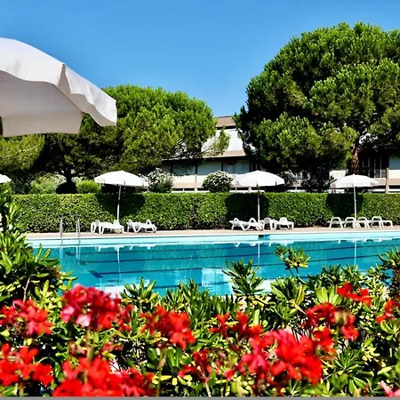 Isa-Residence With Swimming-Pool In Marina D Bibbona At Only 300 M From The Beach-2