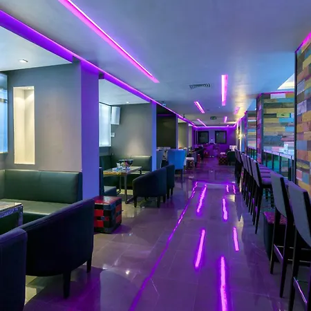 Business Hotel-2