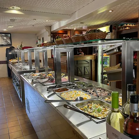 Hotel Avanti-2