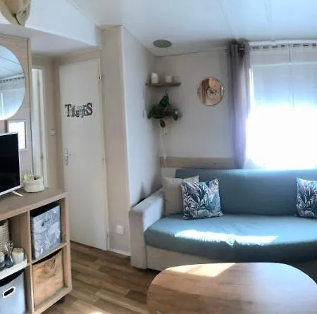 Mobilhome 6 personnes Camping Oasis Village 5 étoiles-2
