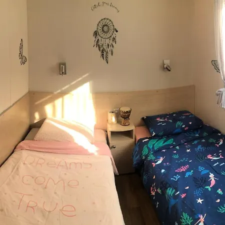 Mobilhome 6 personnes Camping Oasis Village 5 étoiles-3