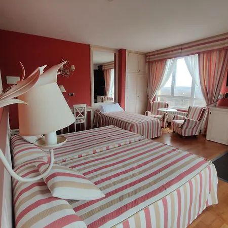 Hotel Leonor Mirón-3