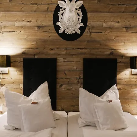 Landhotel Waldhaus-3