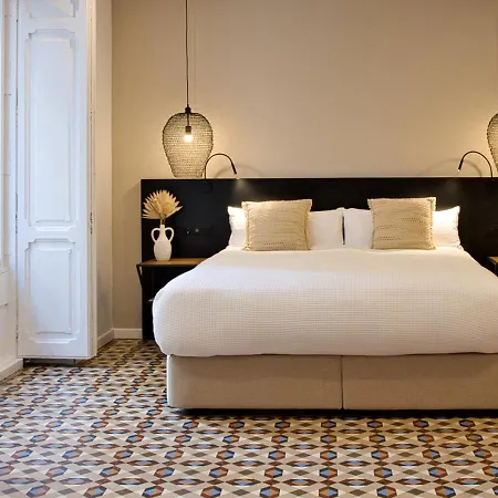 Valola Boutique Rooms-3