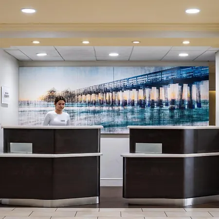 Courtyard By Marriott - Naples-2