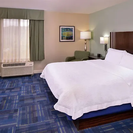Hampton Inn Eugene-2