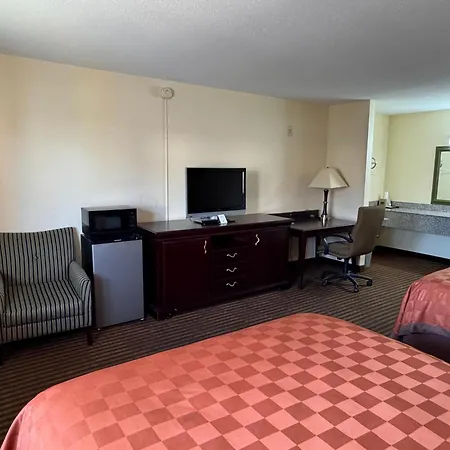 Scottish Inn & Suites - Eau Claire-3