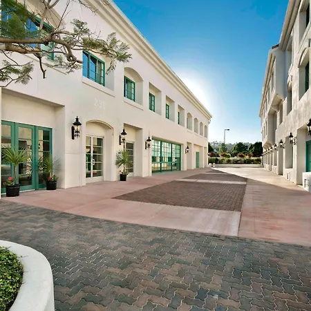 Doubletree By Hilton San Pedro-3