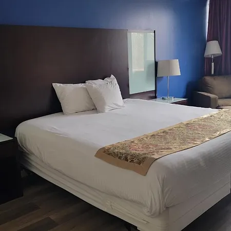 Town Inn-2