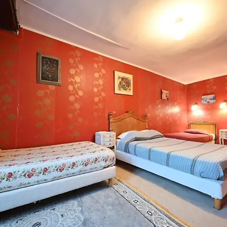 Hotel Esmeralda-2