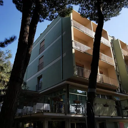 Hotel Pine Beach-2