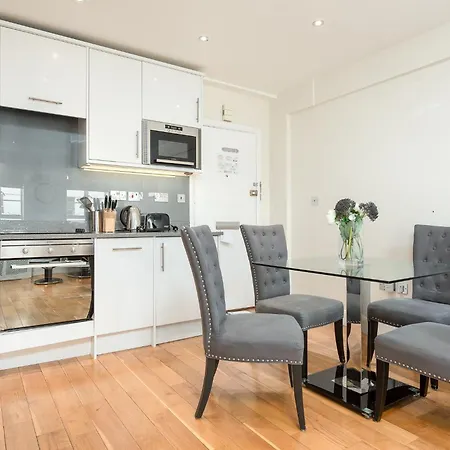 Nell Gwynn House Apartment-2