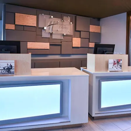 Holiday Inn Express & Suites - Madisonville By Ihg-3