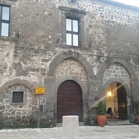 Boutique Hotel Palazzo Dei Vescovi-3