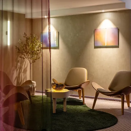 Metropol Hotel-3