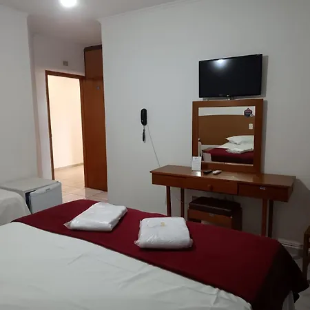 Pousada Casablanca Águas de São Pedro - Próximo ao Thermas Water Park-2