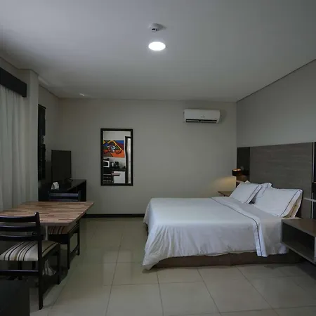 Wyndham Golden Foz Suítes-3