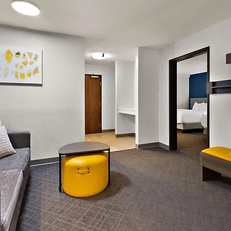 Comfort Inn & Suites Fremont-2