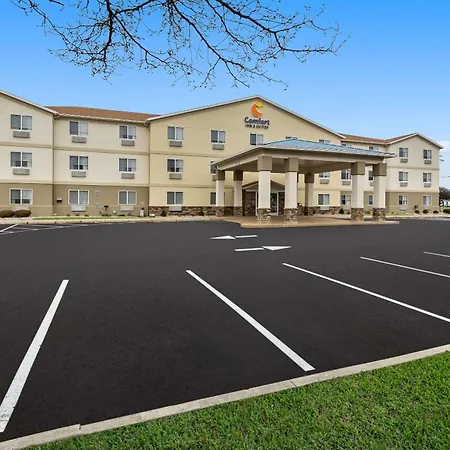 Comfort Inn & Suites Fremont-3