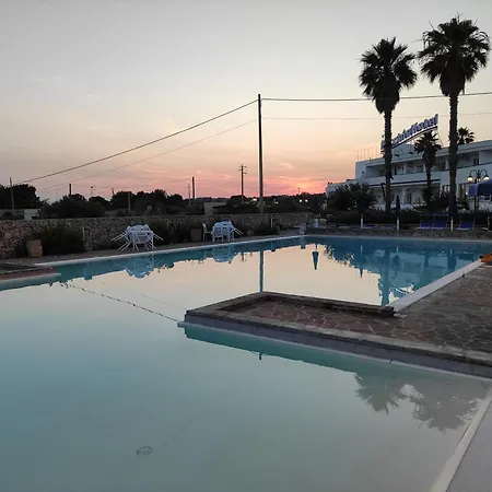 Pescoluse Picchio Hotel-2
