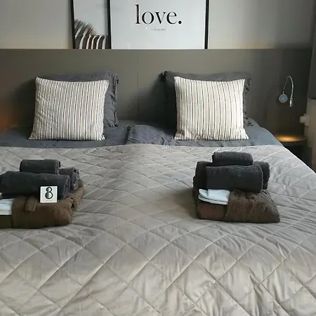 Bed & Coffee Inn D'N Acht-3