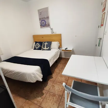 Hostal Lucy-3