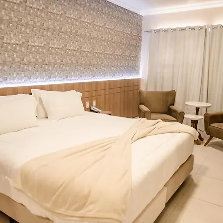 Confort Fronteira Hotel-3