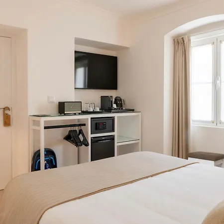 Azinheira Suites Townhouse - Alojamento Turistico (Adults Only)-2