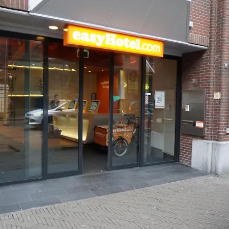 Easyhotel The Hague City Centre-2