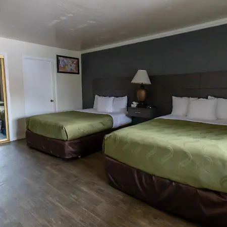 Econo Lodge Inn & Suites Heavenly Village Area-3