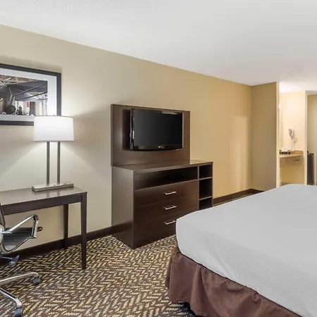 Best Western St. Louis Inn-3