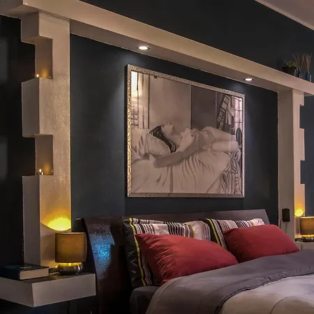 Lisetta Rooms-2