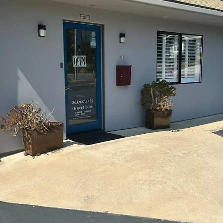 Cambria Palms Motel-3