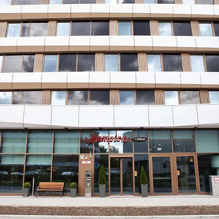 Hampton By Hilton Munich City Center East-3