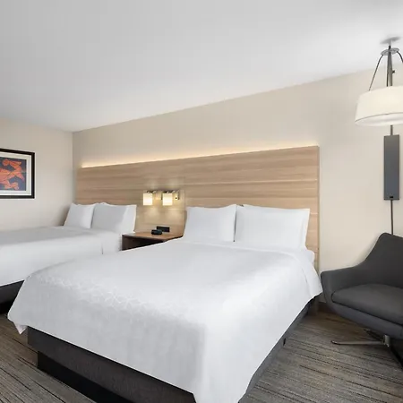 Holiday Inn Express Fort Bragg By Ihg-2