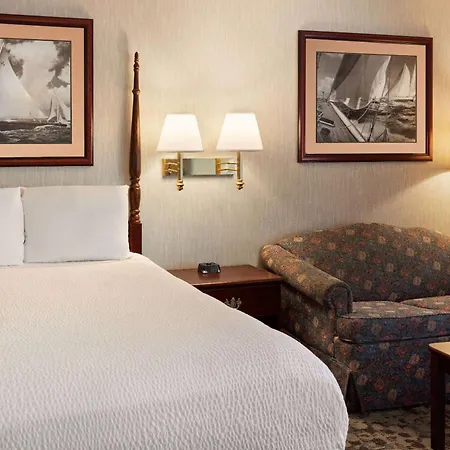 Ramada Plaza By Wyndham Portland-3