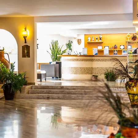 Tropis Hotel-2