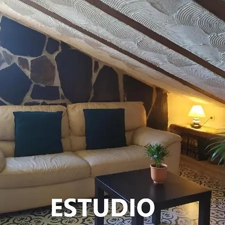 Alojamientos La Casa de Piedra-2