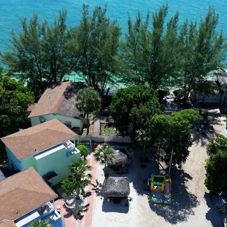 Coral Harbour Beach House And Villas-3