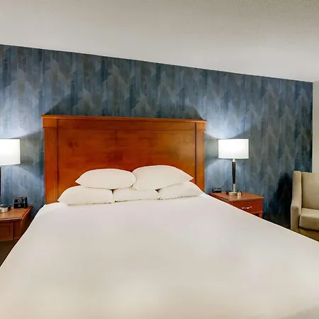 Drury Inn & Suites St. Louis St. Peters-3