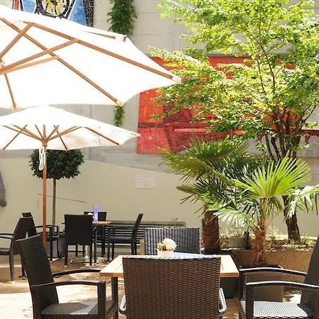 Hilton Basel-3