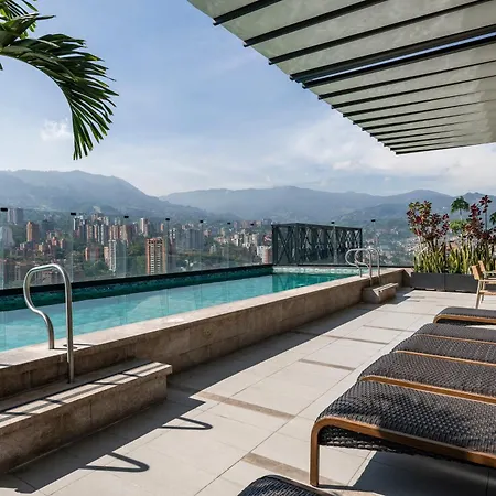 York Medellin, Curio Collection By Hilton-3