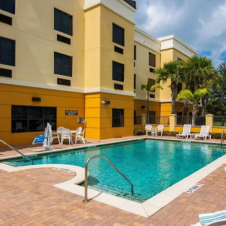 Comfort Suites Vero Beach I-95-3