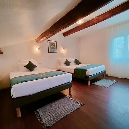 Will'S Hotel-2