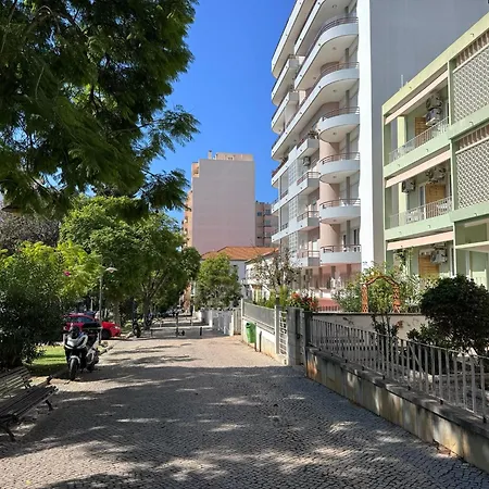 Greenth Avenue-2