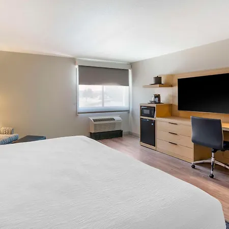 Best Western Plus Butte Plaza Inn-2