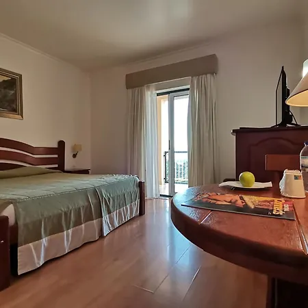 Hotel Quinta Dos Cedros-2