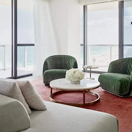 W South Beach Private Luxury Suites-3