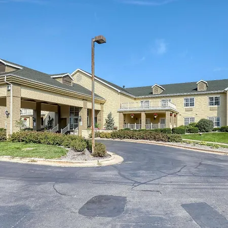 Comfort Suites Appleton Airport-3